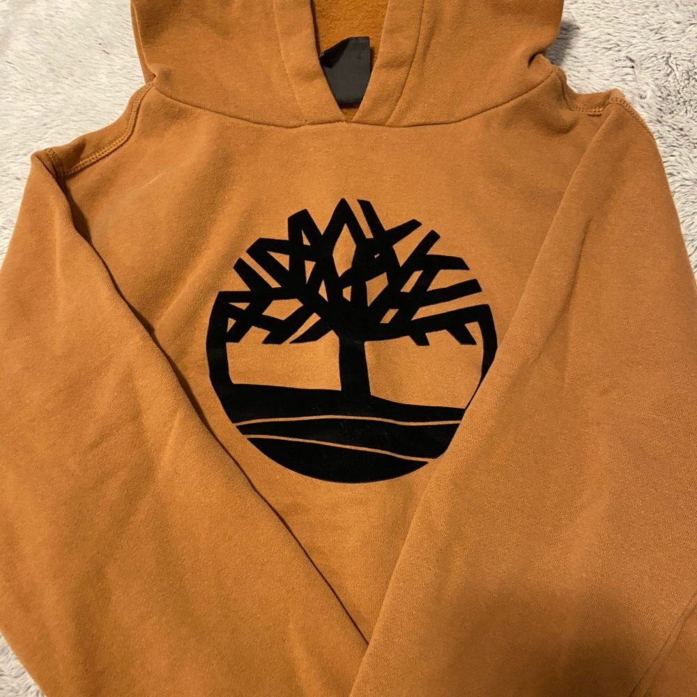 cropped timberland hoodie